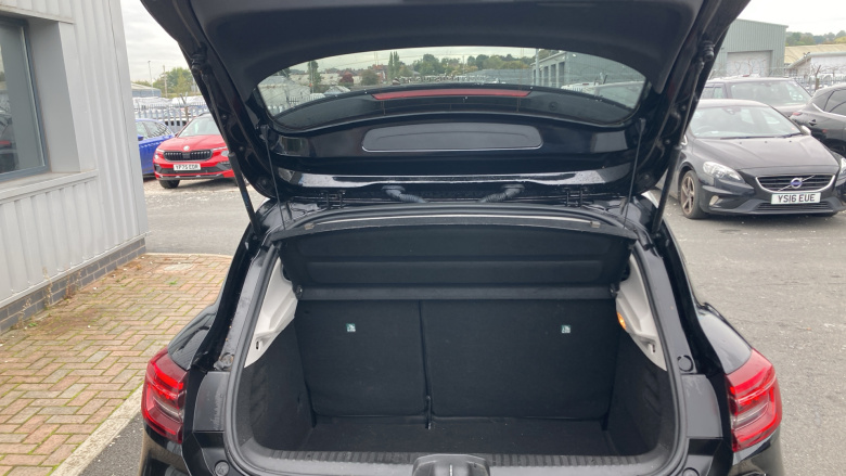 Renault Clio 1.0 TCe 100 Iconic 5dr Petrol Hatchback